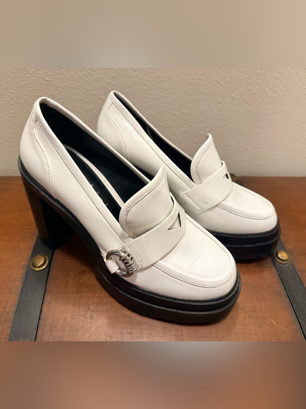 Gianni Bini White Platform Loafer Heels with Silver Ring Accent